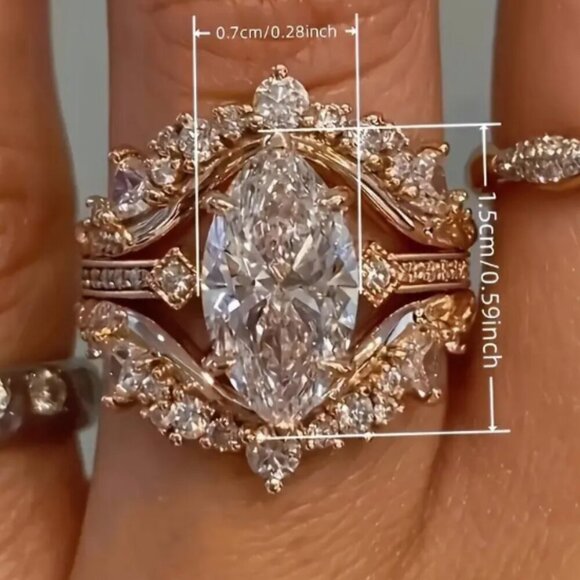 Gold Plated 3 Piece Ring - Beautiful Engagement style or Cocktail Ring Size 9 - Picture 3 of 3